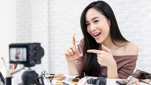 Sử dụng Influencer: Đừng quá tham lam