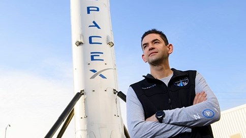 Từ doanh nhân tuổi teen đến tỷ phú USD và niềm đam mê bay vào vũ trụ