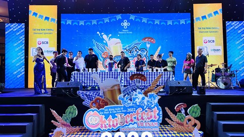 Tưng bừng sự kiện Lễ hội bia Oktoberfest Việt Nam 2022 tại Hà Nội