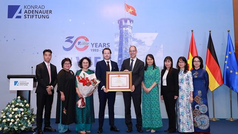 Sự kiện Viện KAS vinh dự nhận bằng khen của Thủ tướng Chính phủ Việt Nam