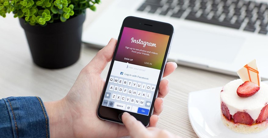 Cách sử dụng nhãn dán hiệu quả trong tính năng Stories của Instagram